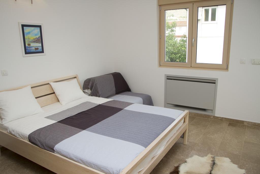 Apartments Brezanin Сутоморе Экстерьер фото