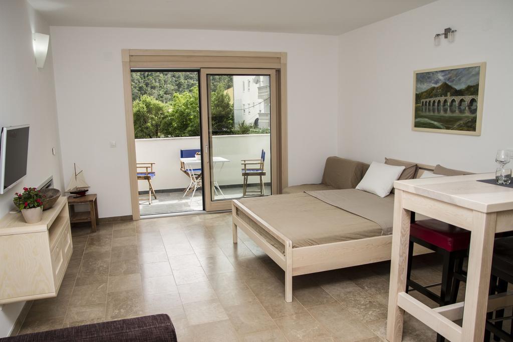 Apartments Brezanin Сутоморе Экстерьер фото